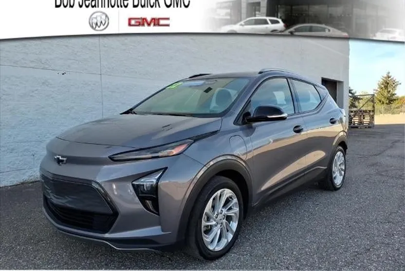 2022 Chevrolet Bolt EUV photo 1