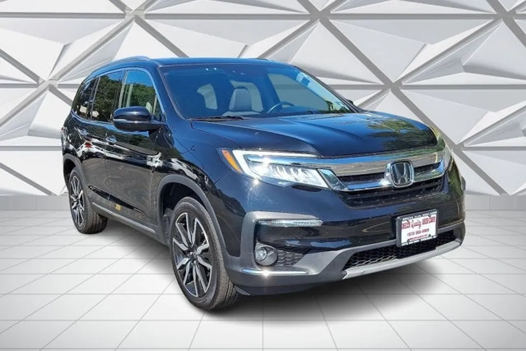 2019 Honda Pilot Elite photo 1