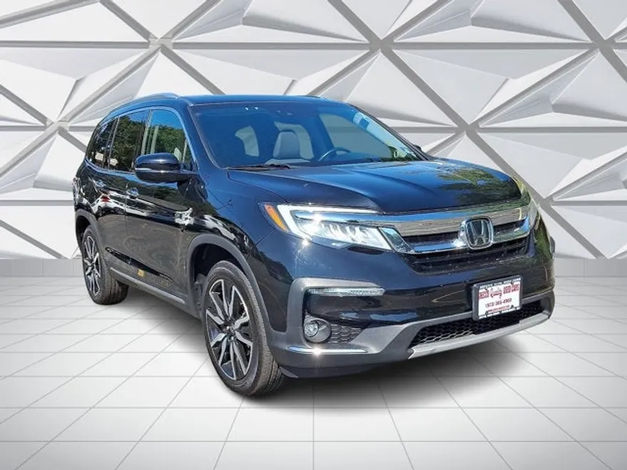 2019 Honda Pilot Elite photo 1