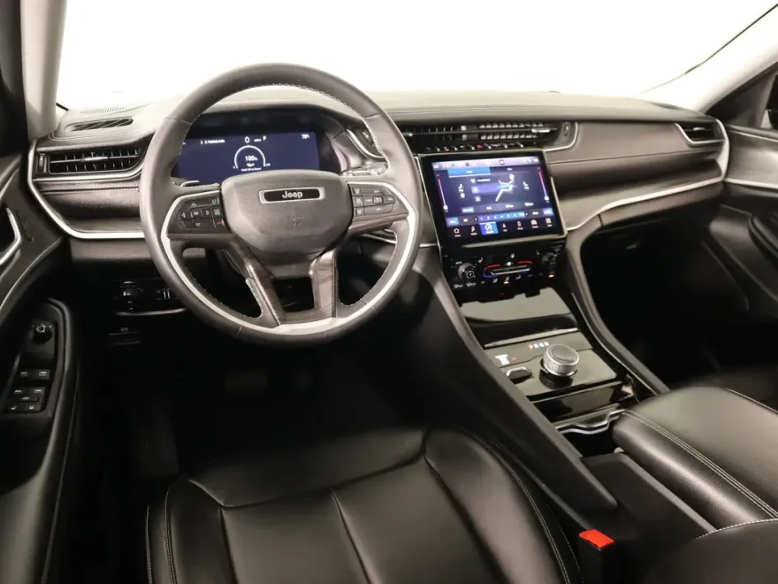 2023 Jeep Grand Cherokee Limited photo 1