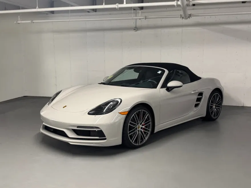 2025 Porsche Boxster S photo 1