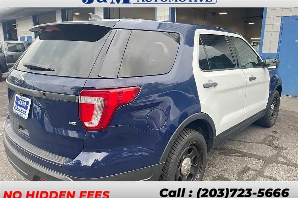 2018 Ford Explorer photo 1