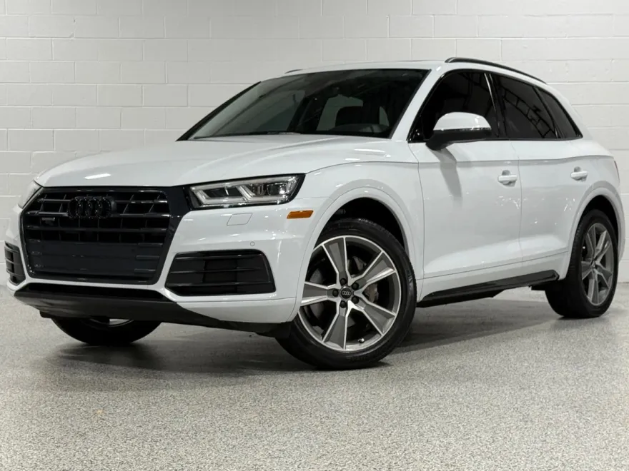 2019 Audi Q5 Premium Plus photo 1