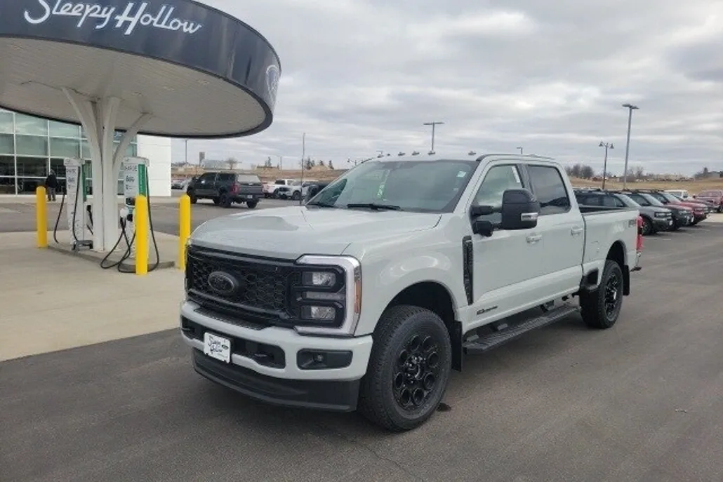 2025 Ford F-250 XLT photo 1