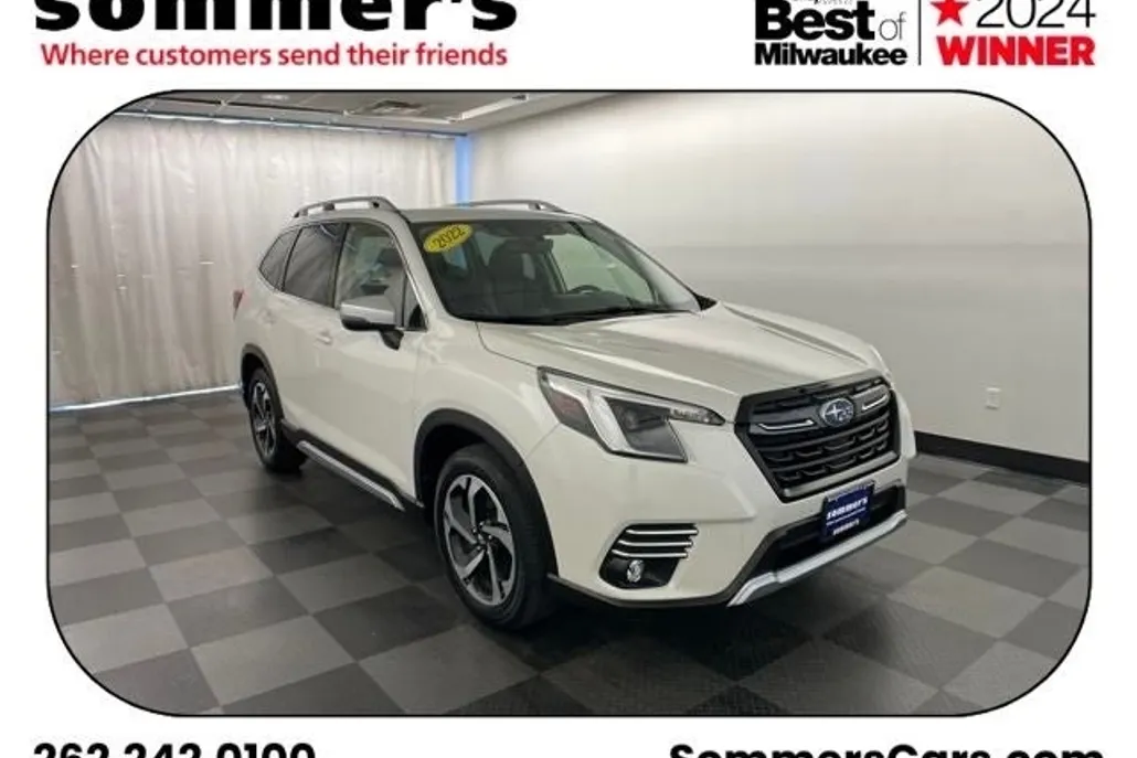 2022 Subaru Forester Touring photo 1