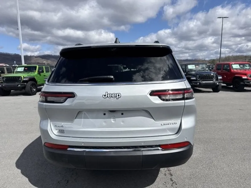2025 Jeep Grand Cherokee Limited photo 1