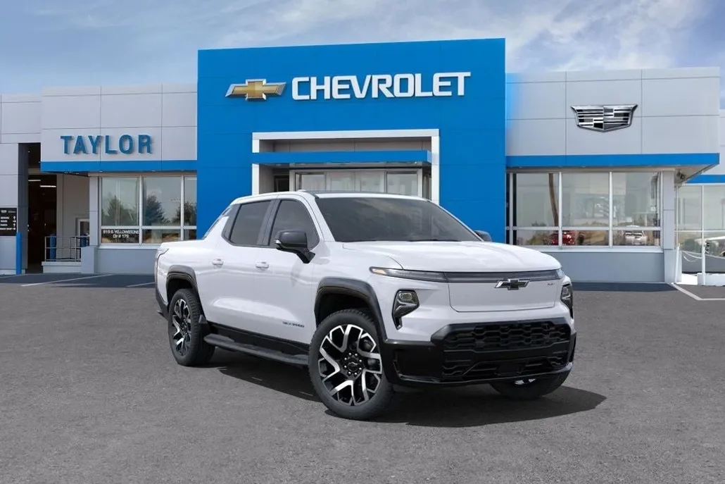 2025 Chevrolet Silverado EV RST photo 1