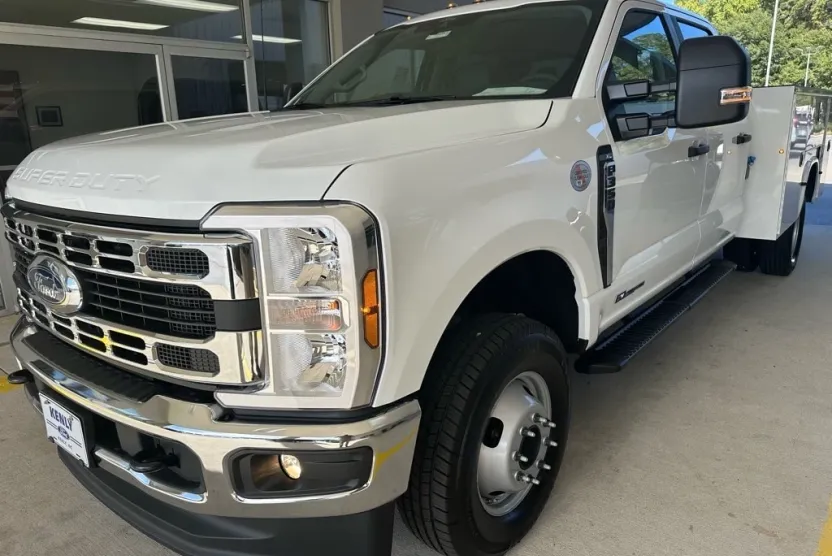 2026 Ford F-350 XL photo 1