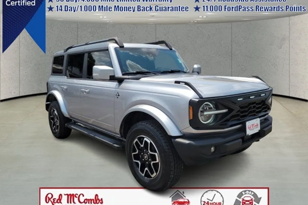 2024 Ford Bronco Outer Banks photo 1