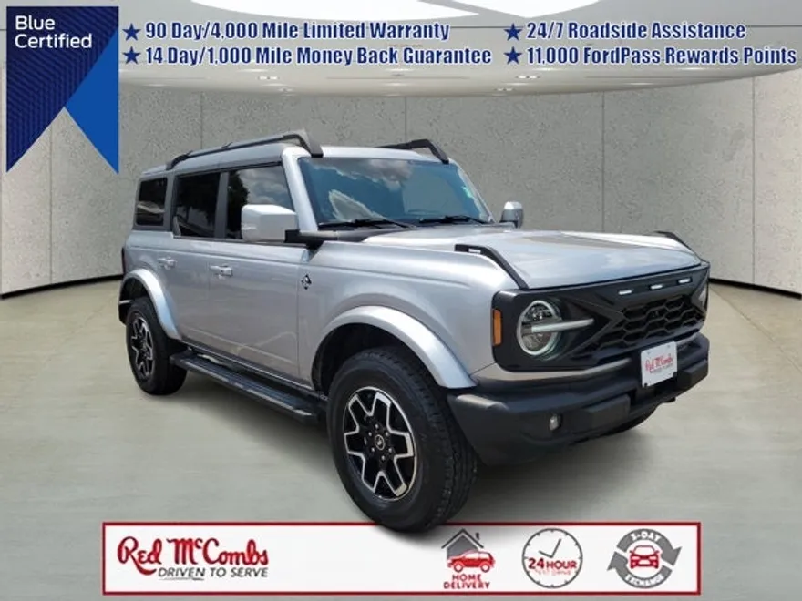 2024 Ford Bronco Outer Banks photo 1