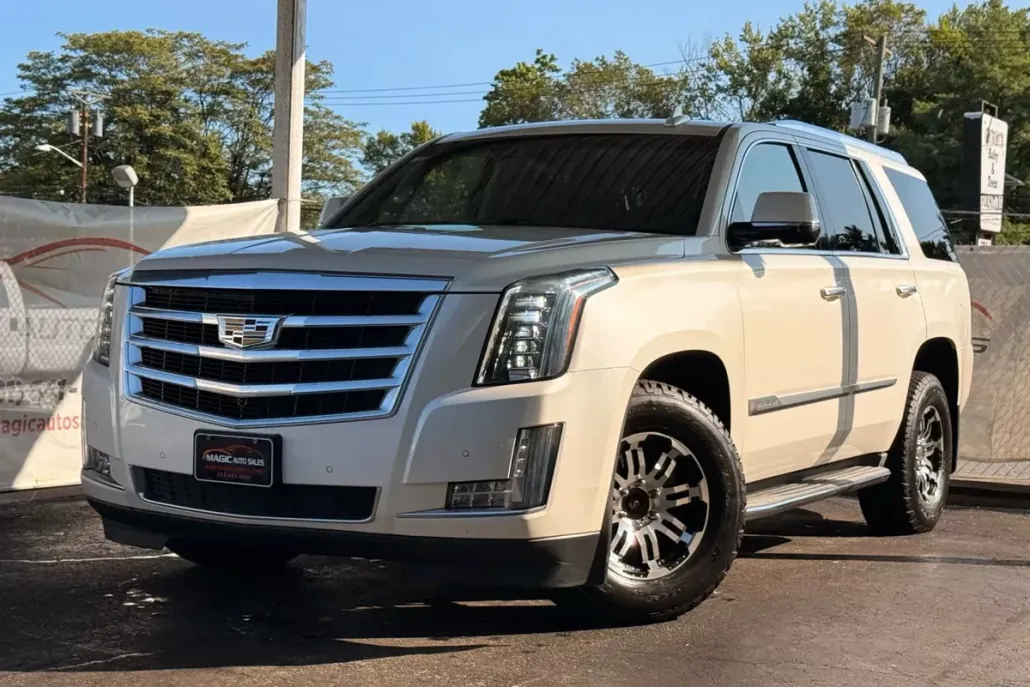 2015 Cadillac Escalade Premium Sport photo 1