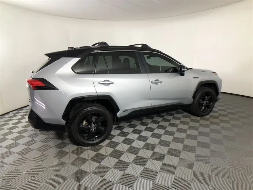 2021 Toyota RAV4 Hybrid XSE photo 1