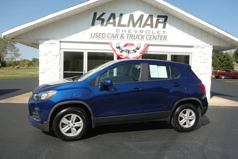 2017 Chevrolet Trax LS photo 1