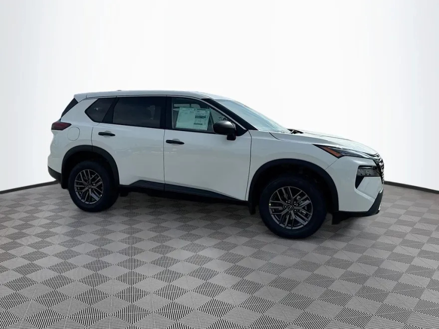 2026 Nissan Rogue S photo 1