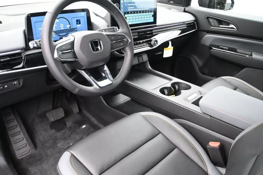 2025 Honda Prologue Touring photo 1