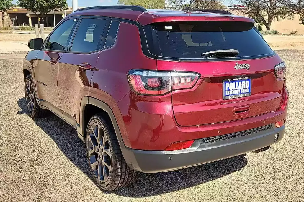 2021 Jeep Compass Special Edition photo 1