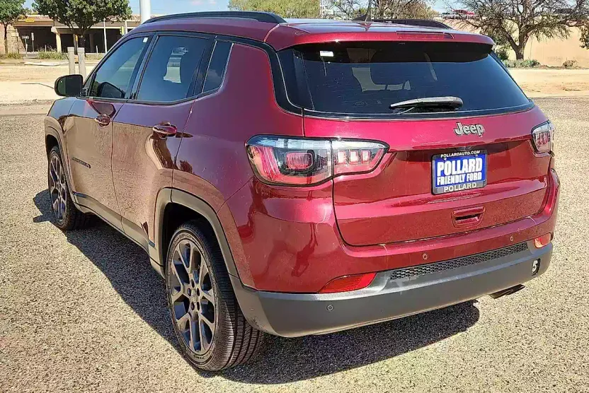 2021 Jeep Compass Special Edition photo 1