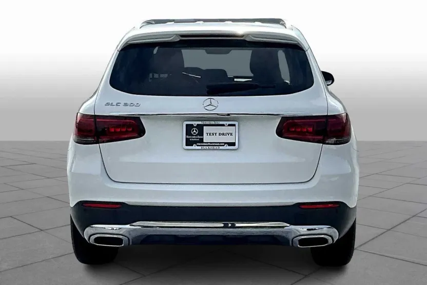 2022 Mercedes Benz GLC 300 photo 1