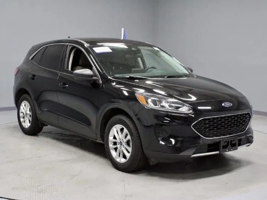 2022 Ford Escape SE photo 1