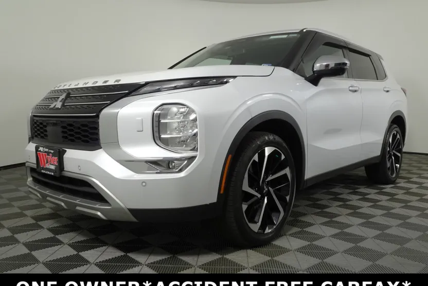 2022 Mitsubishi Outlander SE S-AWC photo 1