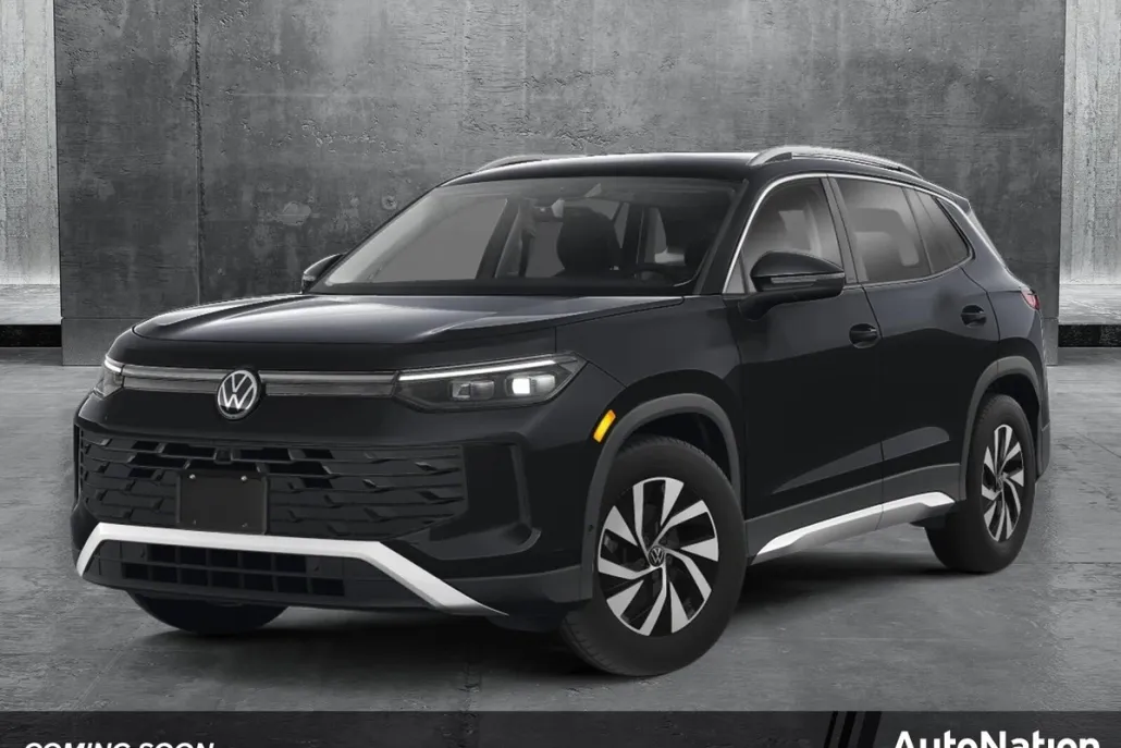2025 Volkswagen Tiguan S photo 1