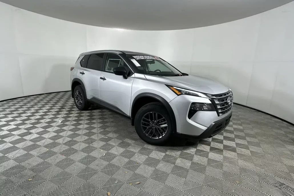 2025 Nissan Rogue S photo 1