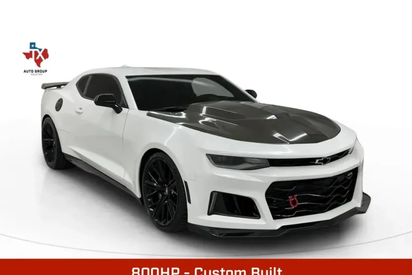 2018 Chevrolet Camaro ZL1 Coupe photo 1