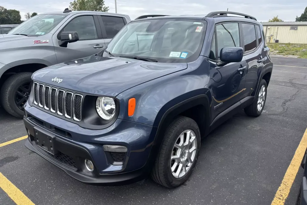2020 Jeep Renegade Latitude photo 1