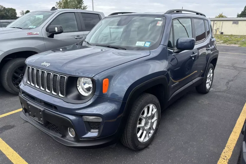 2020 Jeep Renegade Latitude photo 1