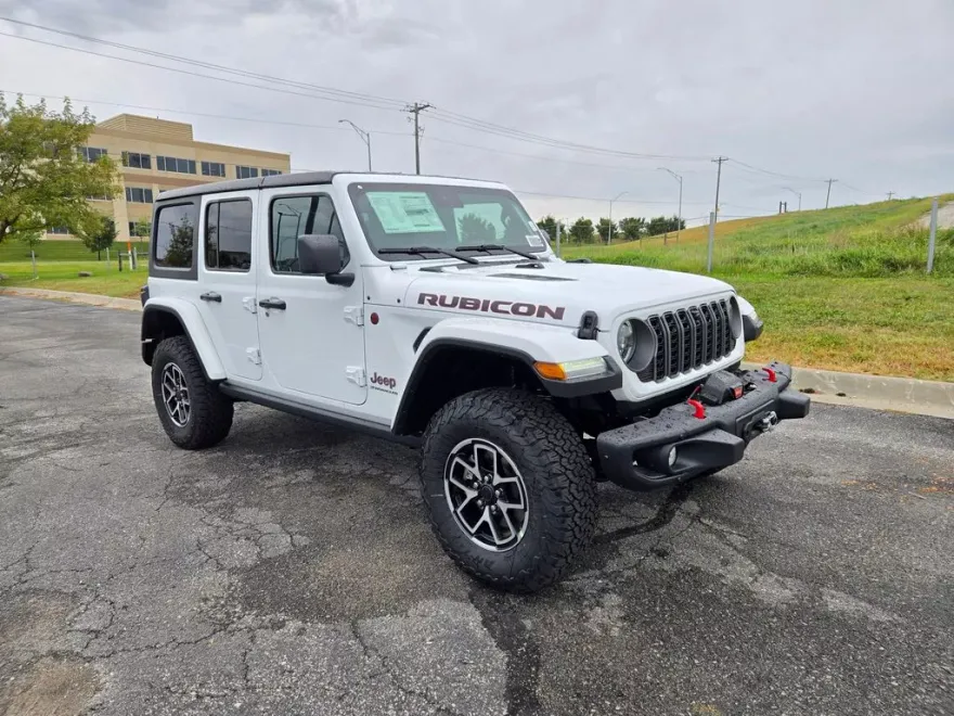 2025 Jeep Wrangler Rubicon photo 1