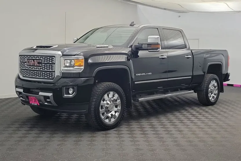 2018 Gmc Sierra 2500 Denali photo 1