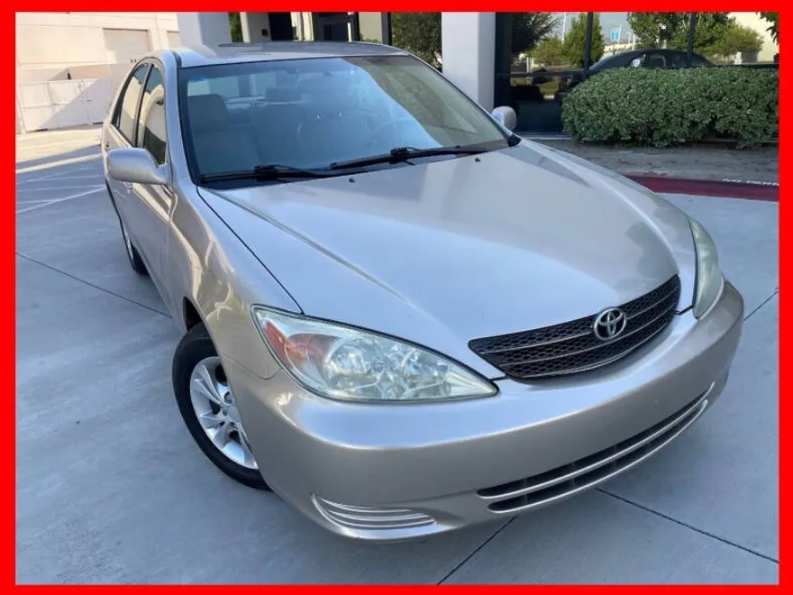 2004 Toyota Camry XLE V6 photo 1