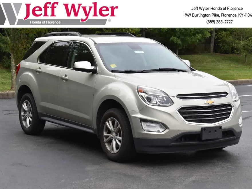 2016 Chevrolet Equinox LT photo 1