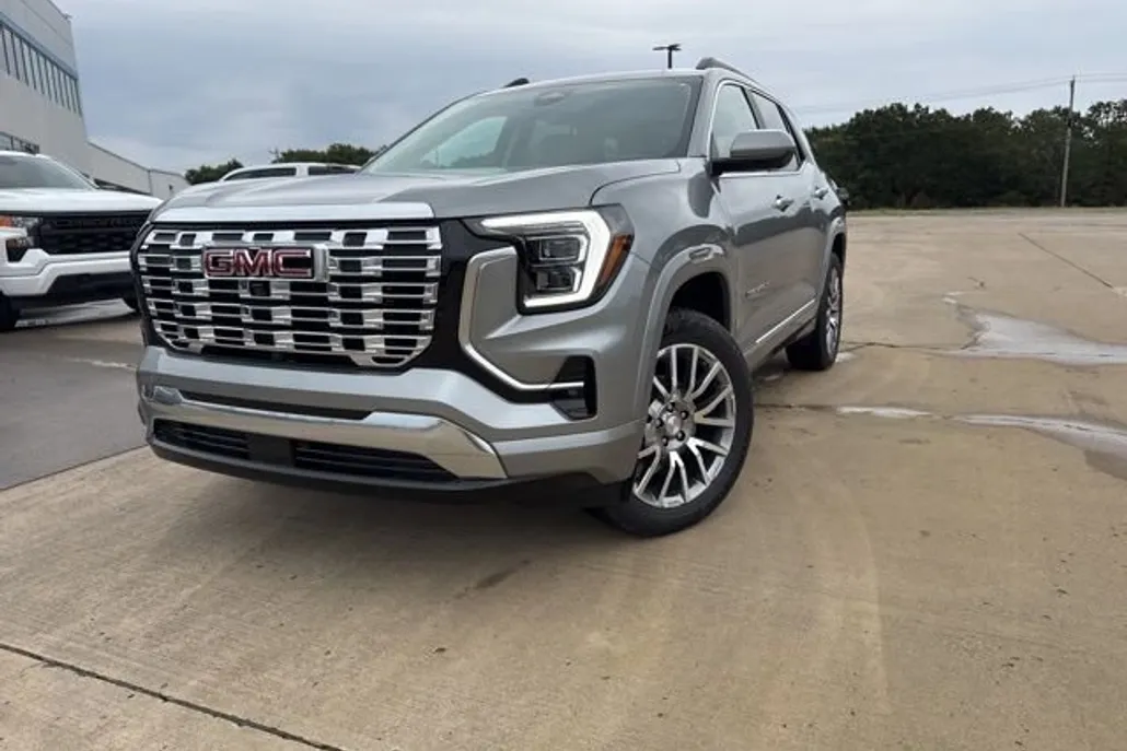 2026 Gmc Terrain Denali photo 1