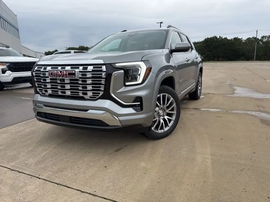 2026 Gmc Terrain Denali photo 1