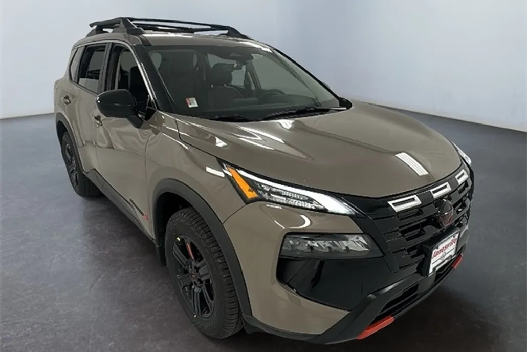 2026 Nissan Rogue SV photo 1