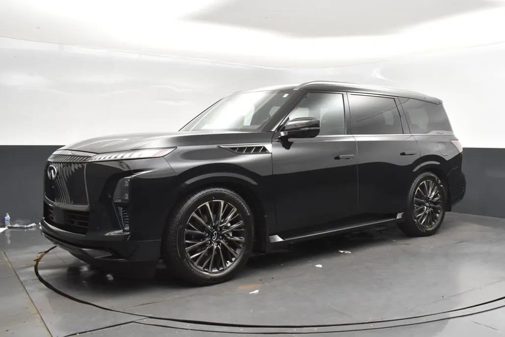 2026 Infiniti QX80 photo 1