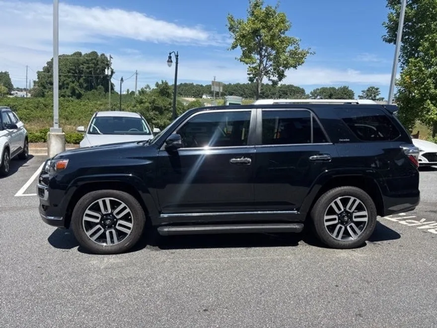 2021 Toyota 4Runner Limited photo 1