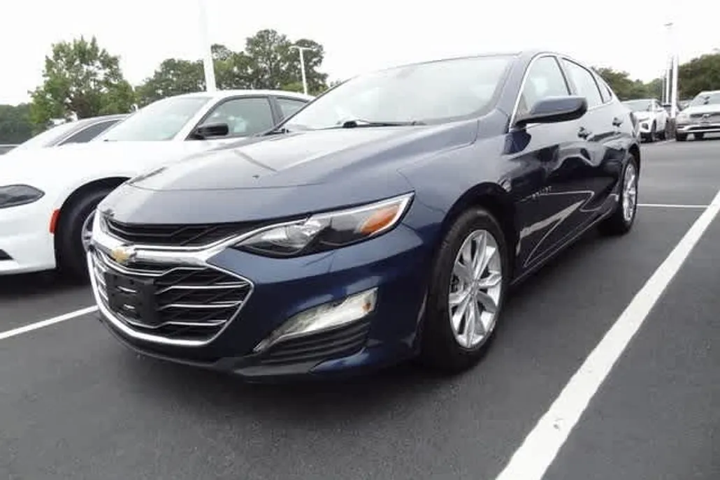 2022 Chevrolet Malibu 1LT photo 1