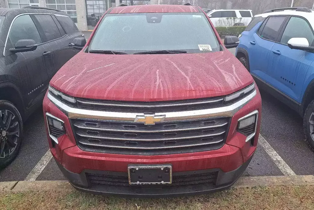 2025 Chevrolet Traverse photo 1