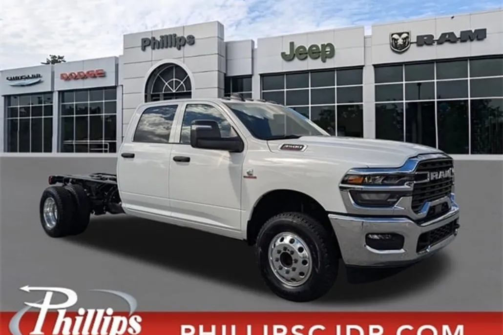 2026 Ram 3500 Tradesman photo 1