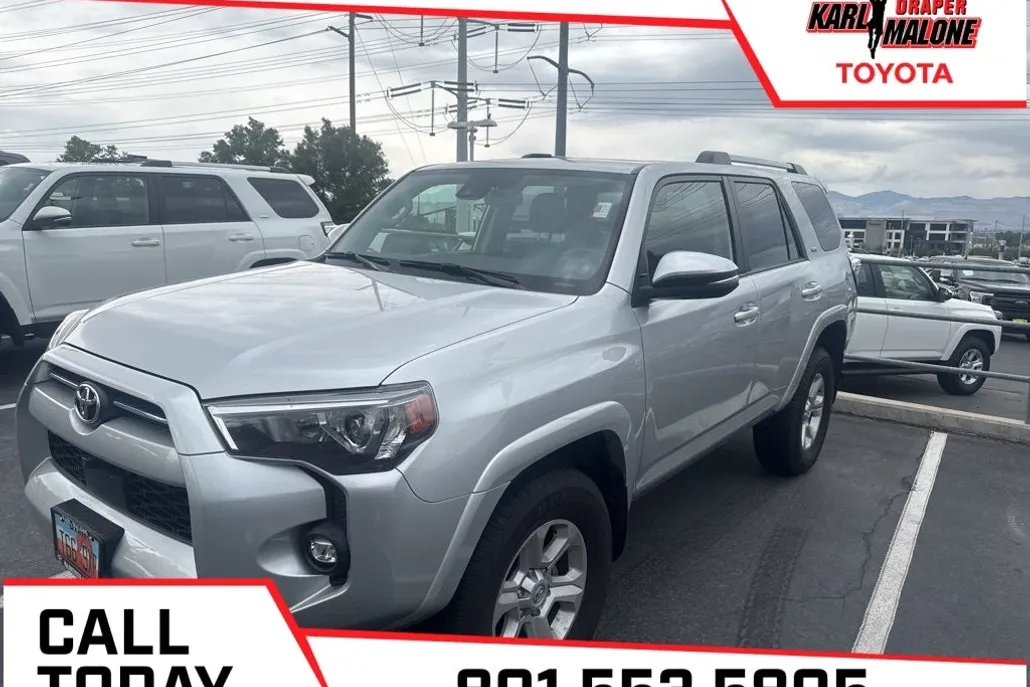 2024 Toyota 4Runner SR5 Premium photo 1