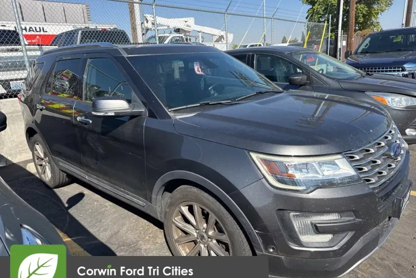 2016 Ford Explorer Limited photo 1