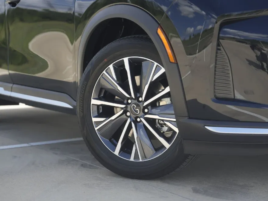 2026 Infiniti QX60 Luxe AWD photo 1