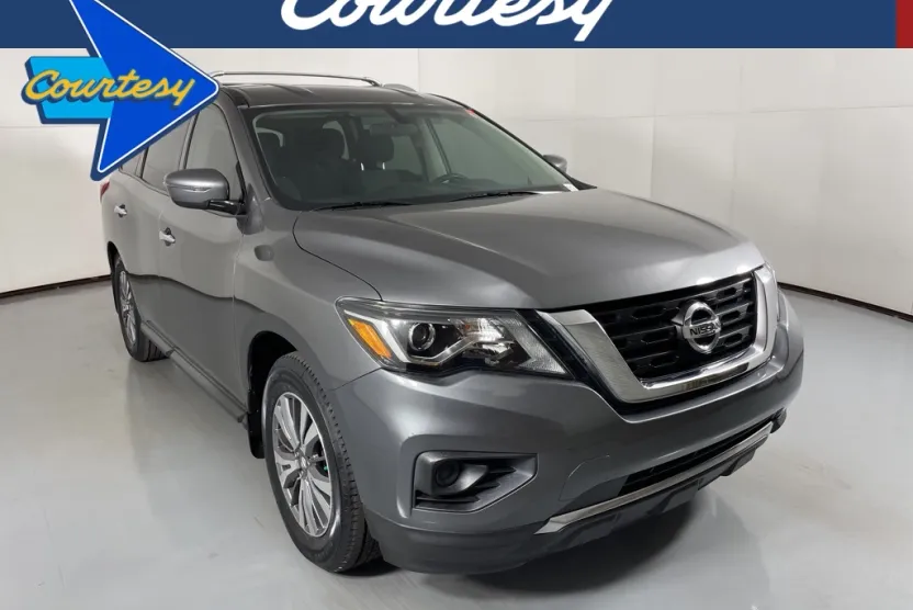 2020 Nissan Pathfinder S photo 1