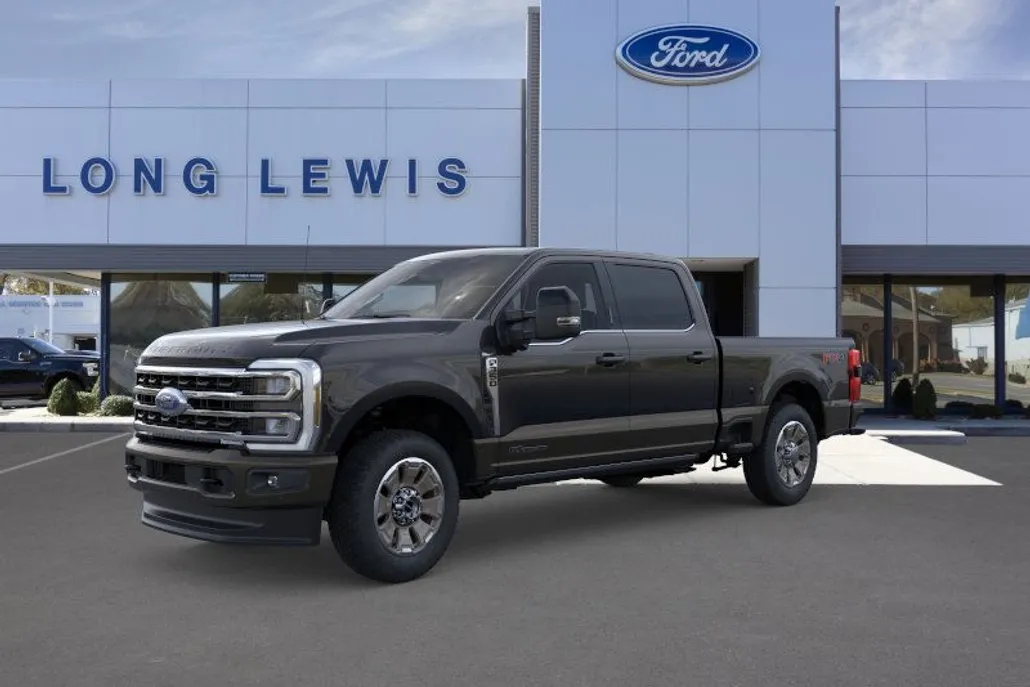 2025 Ford F-350 photo 1