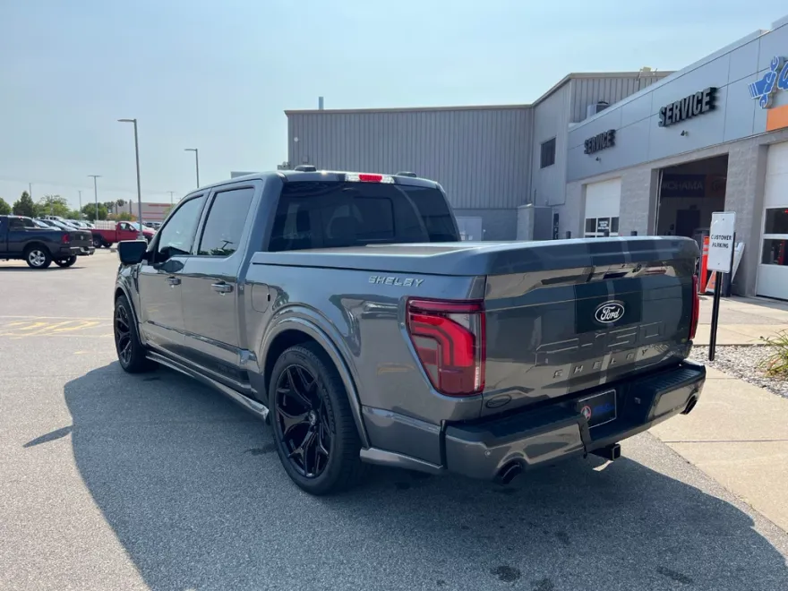 2025 Ford F-150 Lariat photo 1