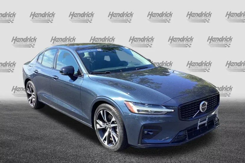 2024 Volvo S60 Core photo 1