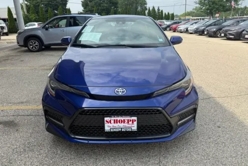2022 Toyota Corolla SE photo 2