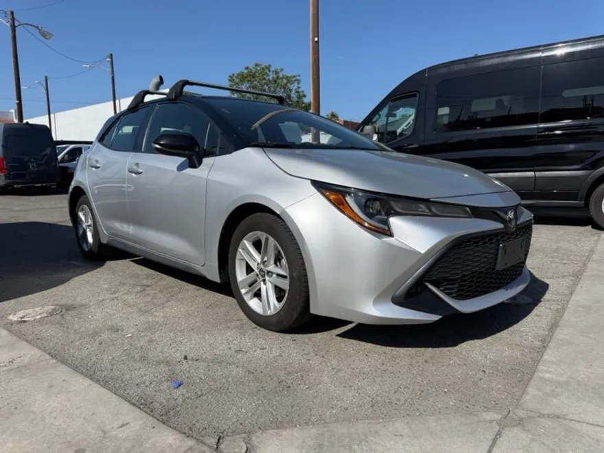 2022 Toyota Corolla SE photo 1